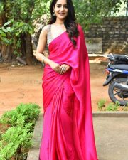 Actress Malvi Malhotra at Tiragabadara Saami Trailer Launch Pictures 15