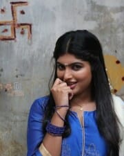 Actress Naina Sarwar Pictures 35
