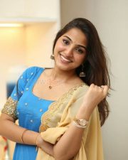 Actress Pranavi Manukonda at Slumdog Husband Interview Pictures 07