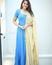 Actress Pranavi Manukonda at Slumdog Husband Interview Pictures 08