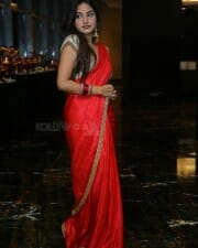 Actress Pranavi Manukonda at Slumdog Husband Prerelease Event Pictures 03