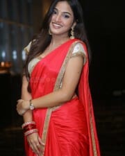 Actress Pranavi Manukonda at Slumdog Husband Prerelease Event Pictures 15