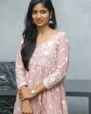 Actress Shalini Kondepudi at Suhaas Cable Reddy Movie Launch Photos 17