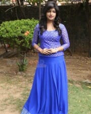 Adra Machan Visilu Movie Heroine Naina Sarwar Photos 04