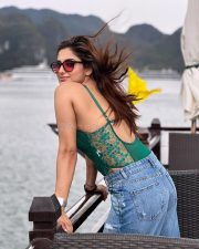 Bigg Boss Ayesha Khan Stylish Photos 01