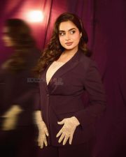 Dhurandhar Dancer Ayesha Khan in a Deep Burgundy Tailored Blazer with a Matching Trousers Photos 02