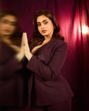 Dhurandhar Dancer Ayesha Khan in a Deep Burgundy Tailored Blazer with a Matching Trousers Photos 04