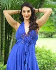 Heroine Arshin Mehta at Circle Trailer Launch Pictures 17