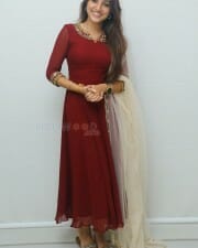 Heroine Pranavi Manukonda at Slumdog Husband Success Celebrations Pictures 33
