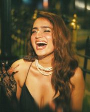 Hot Ayesha Khan in a Black Sleeveless Cleavage Dress Photos 03