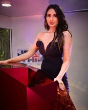 Hot Nikita Dutta in a Black Strapless Black Deep Neck Bodycon Dress Photos 01 Hot Nikita Dutta in a Black Strapless Black Deep Neck Bodycon Dress Photos 01