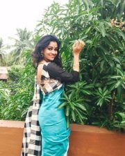 Sirikka Vidalaama Movie Heroine Leesha Eclairs Photos 04