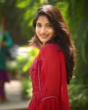 Telugu Actress Sri Nikitha at Alipiriki Allantha Dooramlo Movie Trailer Launch Photos 10