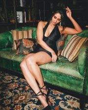 Tempting Nikita Dutta Deep Cleavage in a Black Bodycon Mini Dress Photos 02