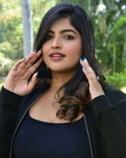Tollywood Actress Naina Sarwar at Suryapet Junction Teaser Launch Photos 15