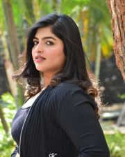 Tollywood Actress Naina Sarwar at Suryapet Junction Teaser Launch Photos 27