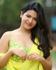 Actress Goldie Nissy at Changure Bangaru Raja Interview Photos 09