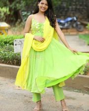 Actress Goldie Nissy at Changure Bangaru Raja Interview Photos 13