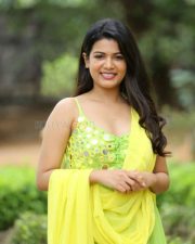 Actress Goldie Nissy at Changure Bangaru Raja Interview Photos 43