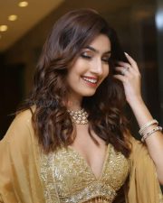 Actress Phalguni Khanna at Joruga Hushaaruga Shikaru Podhama Motion Poster Launch Event Pictures 02