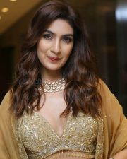 Actress Phalguni Khanna at Joruga Hushaaruga Shikaru Podhama Motion Poster Launch Event Pictures 05