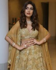 Actress Phalguni Khanna at Joruga Hushaaruga Shikaru Podhama Motion Poster Launch Event Pictures 10