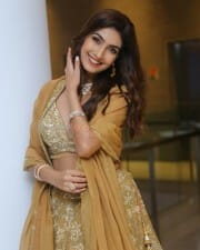 Actress Phalguni Khanna at Joruga Hushaaruga Shikaru Podhama Motion Poster Launch Event Pictures 18