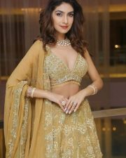 Actress Phalguni Khanna at Joruga Hushaaruga Shikaru Podhama Motion Poster Launch Event Pictures 37