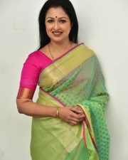 Actress Gautami at Anni Manchi Sakunamule Interview Pictures 03