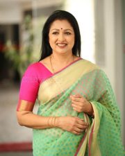 Actress Gautami at Anni Manchi Sakunamule Interview Pictures 15