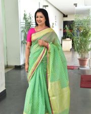 Actress Gautami at Anni Manchi Sakunamule Interview Pictures 28