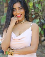 Actress Gayathri Gupta at Plot Trailer Launch Pictures 31