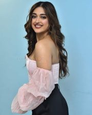 Actress Gayatri Bharadwaj at Cult Movie Teaser Launch Photos 21