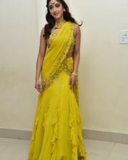Actress Gayatri Bhardwaj at Tiger Nageswara Rao Pre Release Event Photos 39