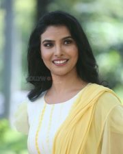 Actress Meenakshi Goswami at Bharatanatyam Movie Teaser Launch Pictures 20