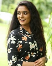 Actress Roopa Koduvayur at Mr Pregnant Movie Song Launch Photos 09