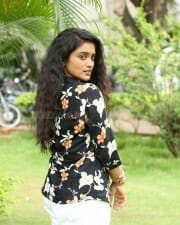 Actress Roopa Koduvayur at Mr Pregnant Movie Song Launch Photos 13