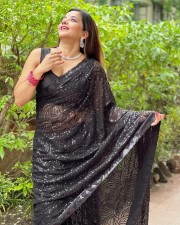 Bhojpuri Actress Monalisa in a Black Sequin Saree Pictures 03