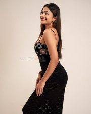 Enchanting Actress Payal Radhakrishna in a Teal Silk Saree Photos 09