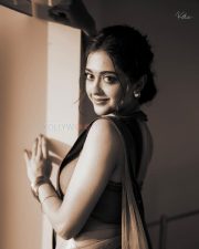 Femina Miss India 2018 Gayatri Bhardwaj in a Colorful Saree Photos 04