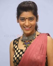 Gayatri Gupta Photos 07