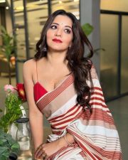 Glamorous Asli Monalisa in a Red and White Saree with a Thin Strap Red Blouse Pictures 04
