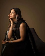 Glamorous Bigg Boss Losliya Photoshoot Stills 06