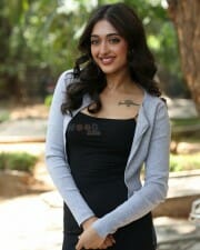 Heroine Gayatri Bhardwaj at Tiger Nageswara Rao Interview Photos 16