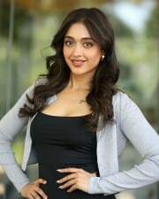 Heroine Gayatri Bhardwaj at Tiger Nageswara Rao Interview Photos 21