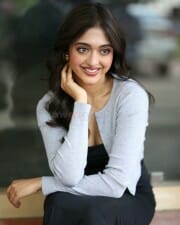 Heroine Gayatri Bhardwaj at Tiger Nageswara Rao Interview Photos 27