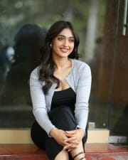 Heroine Gayatri Bhardwaj at Tiger Nageswara Rao Interview Photos 31