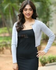 Heroine Gayatri Bhardwaj at Tiger Nageswara Rao Interview Photos 32