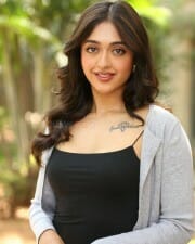 Heroine Gayatri Bhardwaj at Tiger Nageswara Rao Interview Photos 41