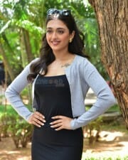 Heroine Gayatri Bhardwaj at Tiger Nageswara Rao Interview Photos 51